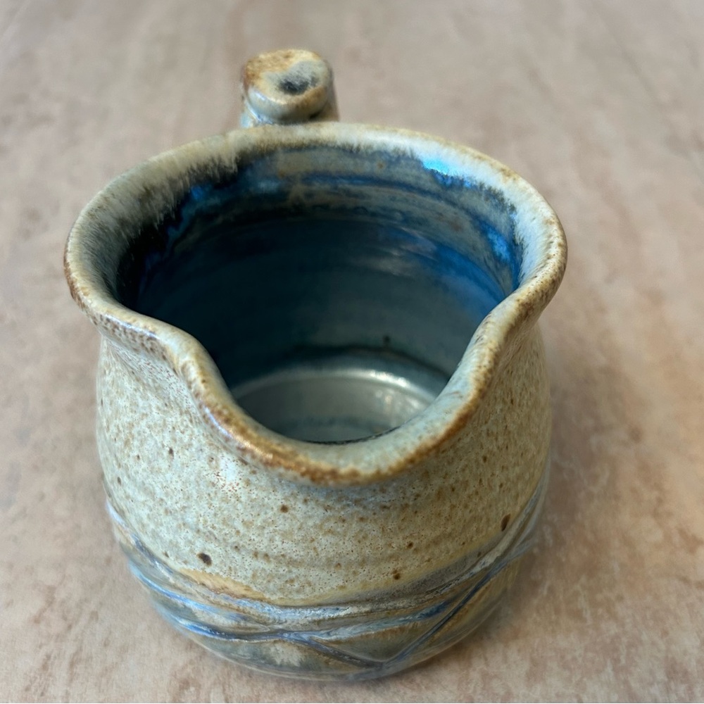 Vintage Studio Pottery Beige/Blue dripped Glaze 3” Signed